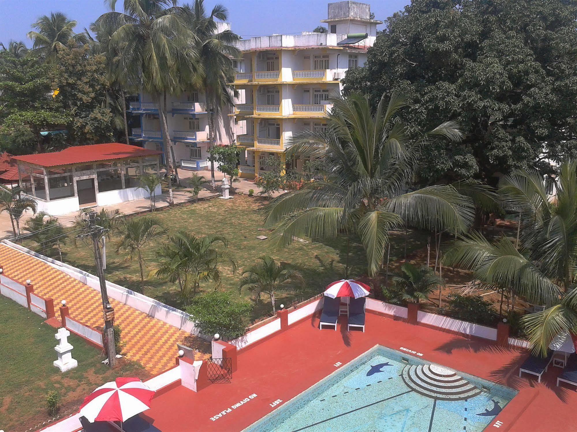 Royal Mirage Beach Resort Candolim Bagian luar foto