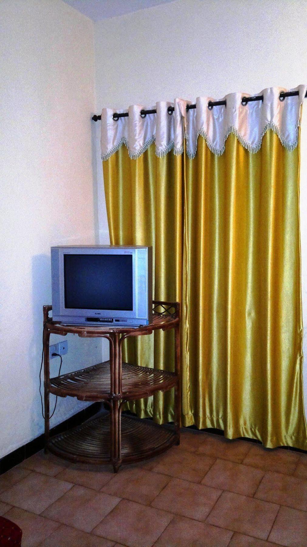 Royal Mirage Beach Resort Candolim Bagian luar foto
