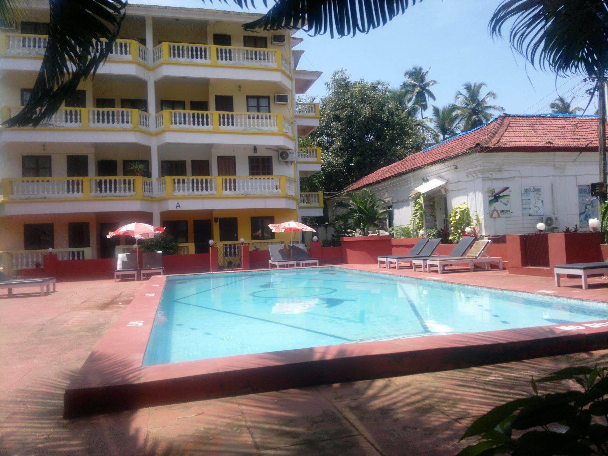 Royal Mirage Beach Resort Candolim Bagian luar foto